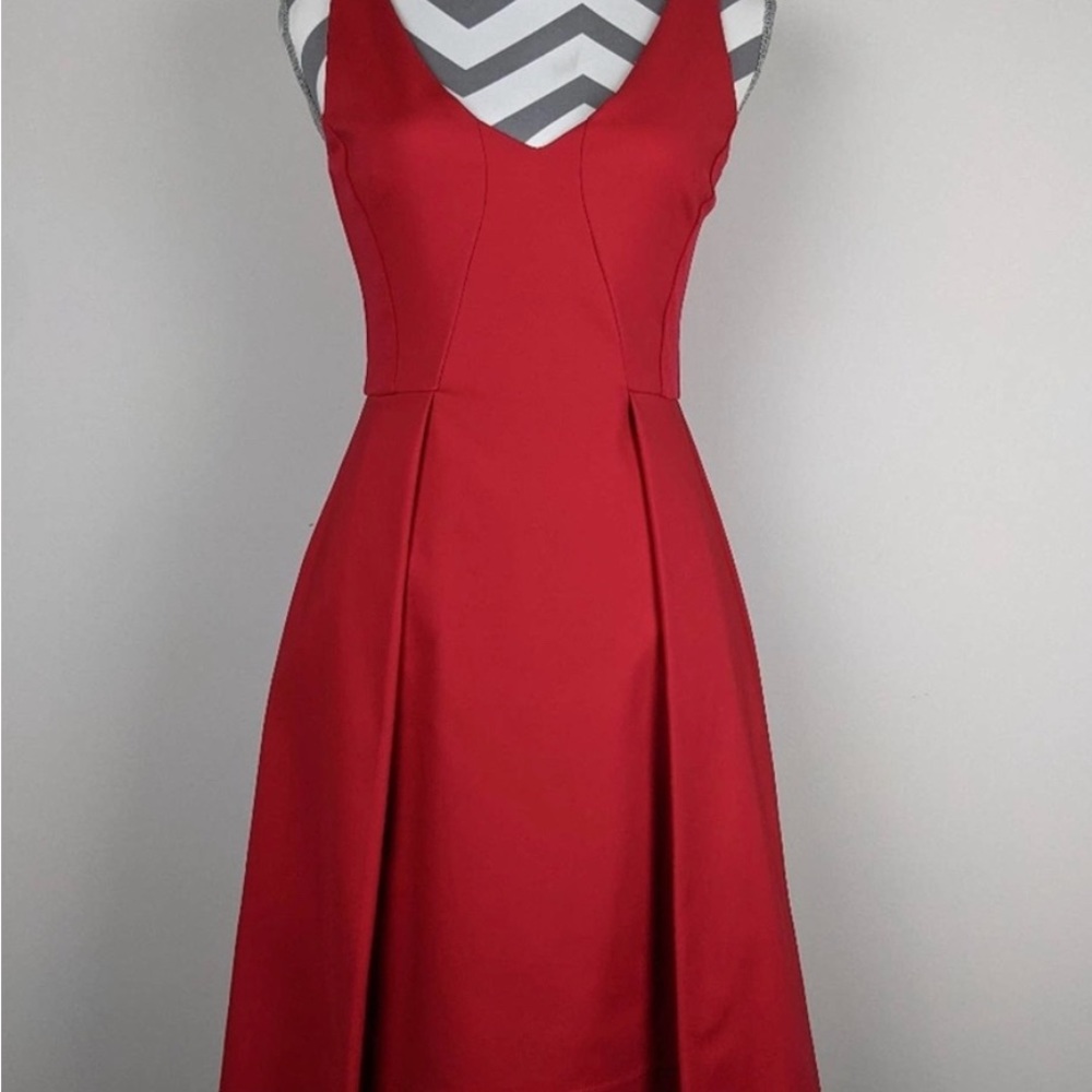 NWT French Connection Gorgeous Grace Crimson cocktail dress US size 2.